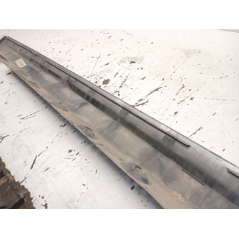 Recambio de faldon lateral para bmw 3 touring (e46) 320 d referencia OEM IAM 51718211944  