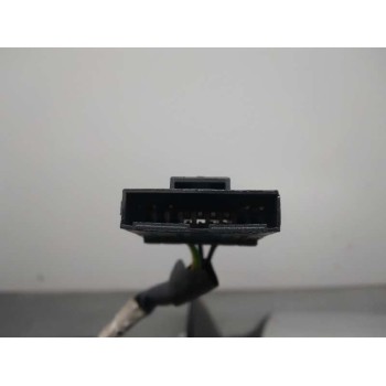 Recambio de retrovisor izquierdo para opel zafira b 1.9 cdti referencia OEM IAM 13131969 NO ABATIBLE 5 CABLES