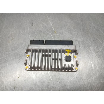 Recambio de centralita motor uce para toyota yaris (_p13_) 1.5 hybrid (nhp130_) referencia OEM IAM 896610DT20  