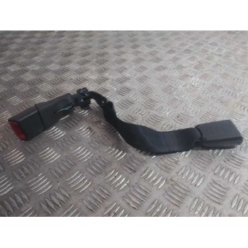 Recambio de enganche cinturon para toyota auris 2.0 d-4d cat referencia OEM IAM  TRAS IZQ Y CENTRAL 