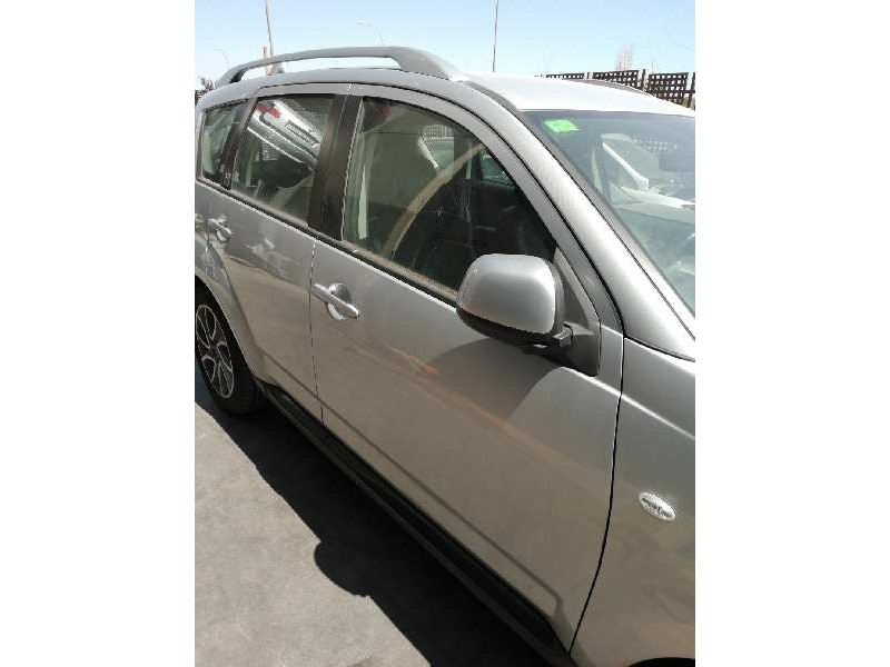 Recambio de puerta delantera derecha para citroën c-crosser 2.2 hdi fap cat referencia OEM IAM   