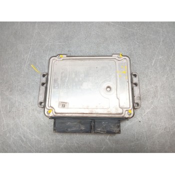 Recambio de centralita motor uce para opel astra h twintop (a04) 1.9 cdti (l67) referencia OEM IAM 0281014452  