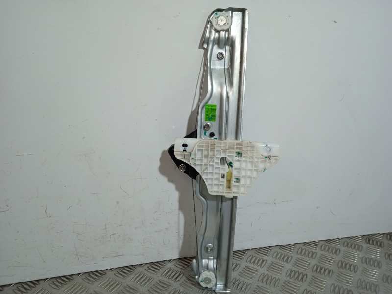 Recambio de elevalunas trasero izquierdo para mg zs luxury referencia OEM IAM 10233937 GD558LG3623 2 PINS