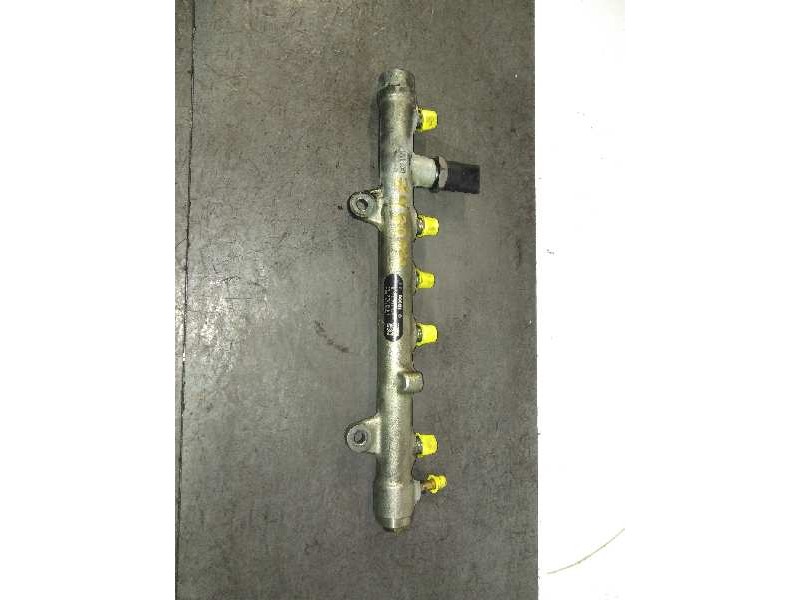 Recambio de rampa inyectora para renault scenic ii grand confort dynamique referencia OEM IAM 0445214065  