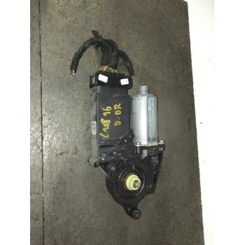 MOTOR ELEVALUNAS DELANTERO DERECHO 0130821694 