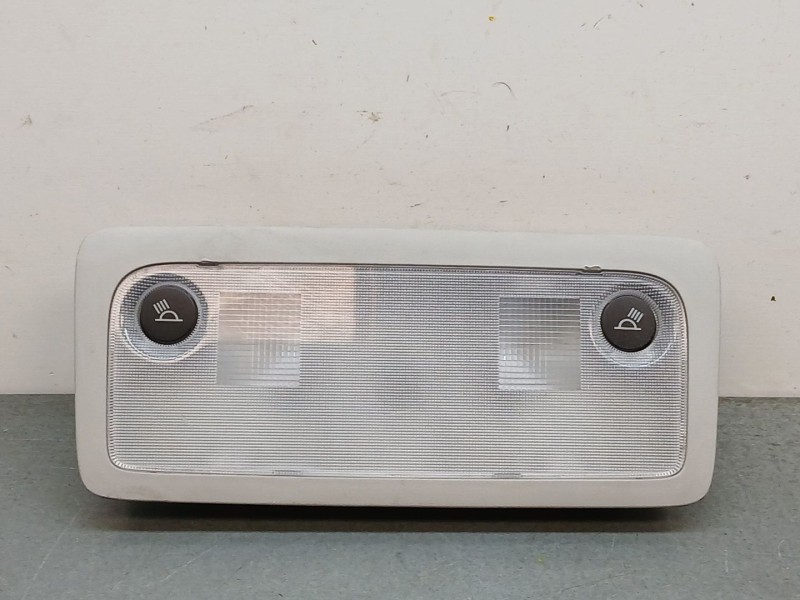 Recambio de luz interior para lexus is iii (_e3_) 300h (ave30_) referencia OEM IAM trasera  