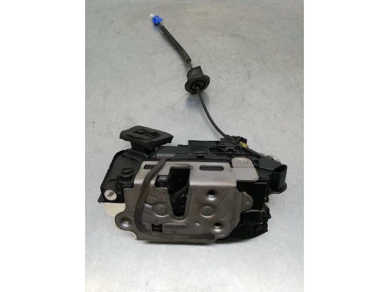 Recambio de cerradura puerta trasera izquierda para seat leon st (5f8) 1.6 tdi referencia OEM IAM 5K4839015AF  7 PINS
