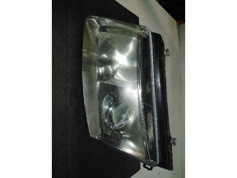 Recambio de faro izquierdo para volkswagen passat berlina (3b2) comfortline referencia OEM IAM  BIFARO S/ANTI