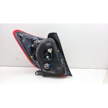 Recambio de piloto trasero derecho para toyota yaris (_p13_) 1.5 hybrid (nhp130_) referencia OEM IAM   