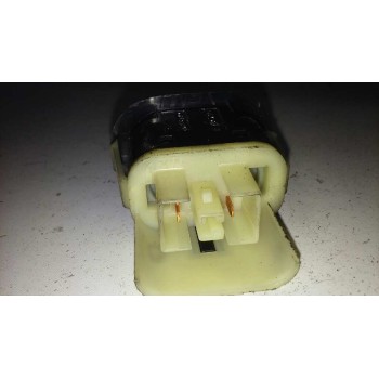 Recambio de interruptor para saab 9-5 sedán 2.3 t e ecopower referencia OEM IAM 4733440  TAPA COMBUSTIBLE