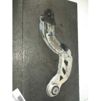 BRAZO SUSPENSION SUPERIOR TRASERO DERECHO A2463501006 