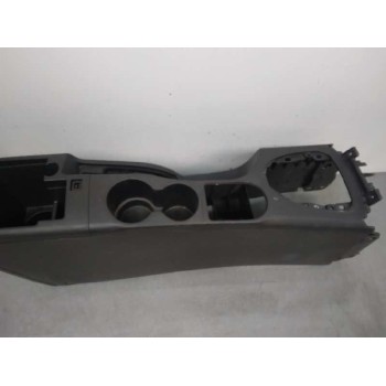 Recambio de apoyabrazos central para nissan qashqai (j10) acenta 4x4 referencia OEM IAM P13149A77000  