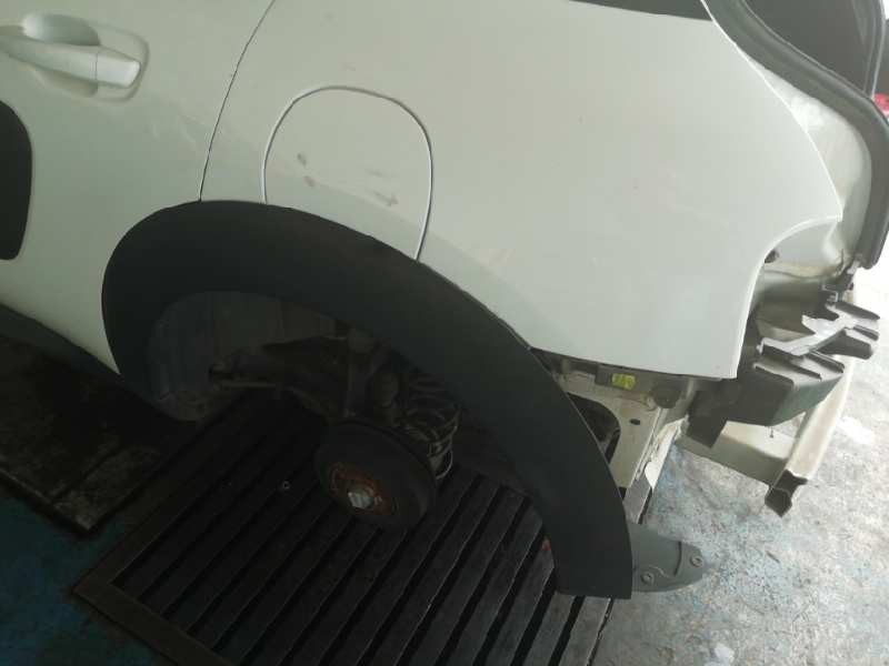 Recambio de aletin trasero izquierdo para citroën c4 cactus shine referencia OEM IAM 9819474277 9801554477 ROZADO