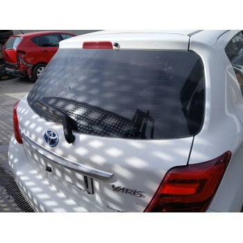 Recambio de porton trasero para toyota yaris (_p13_) 1.5 hybrid (nhp130_) referencia OEM IAM 670050D111 681050D130 760850D903