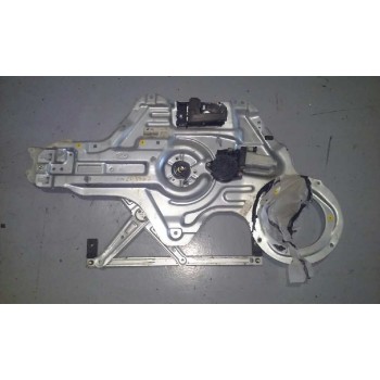 ELEVALUNAS DELANTERO IZQUIERDO 824702F020 2 PINS 