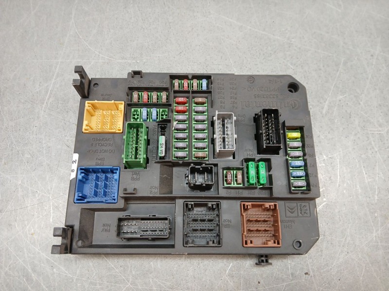 Recambio de centralita bsi para citroën c4 picasso referencia OEM IAM 9806687980  