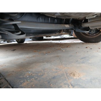 Recambio de puente trasero para toyota yaris (_p13_) 1.5 hybrid (nhp130_) referencia OEM IAM 421100D520 disco 