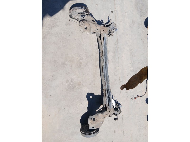 Recambio de puente trasero para citroën c4 cactus shine referencia OEM IAM 1607197180  