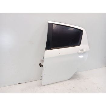 Recambio de puerta trasera izquierda para toyota yaris (_p13_) 1.5 hybrid (nhp130_) referencia OEM IAM 670040D210  