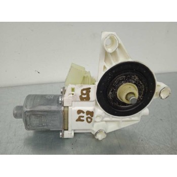 MOTOR ELEVALUNAS DELANTERO IZQUIERDO A2048200142 A2048200142 5 PINS