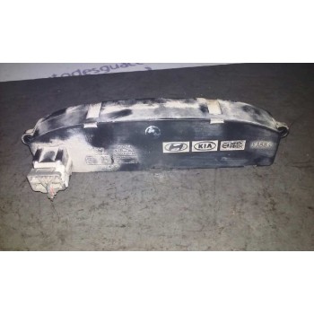 Recambio de display para kia cerato 2.0 turbodiesel cat referencia OEM IAM 945002F100  