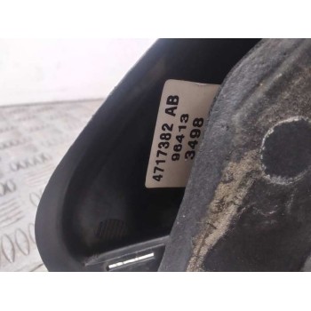 Recambio de retrovisor derecho para chrysler voyager (gs) 2.5 td referencia OEM IAM 4717382 AB  