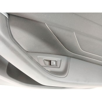 Recambio de guarnecido puerta trasera derecha para volkswagen arteon (3h8) referencia OEM IAM 3G8867212  