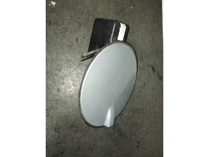 Recambio de tapa exterior combustible para opel zafira b cosmo referencia OEM IAM   PLATA