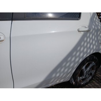 Recambio de puerta trasera izquierda para toyota yaris (_p13_) 1.5 hybrid (nhp130_) referencia OEM IAM 670040D210  