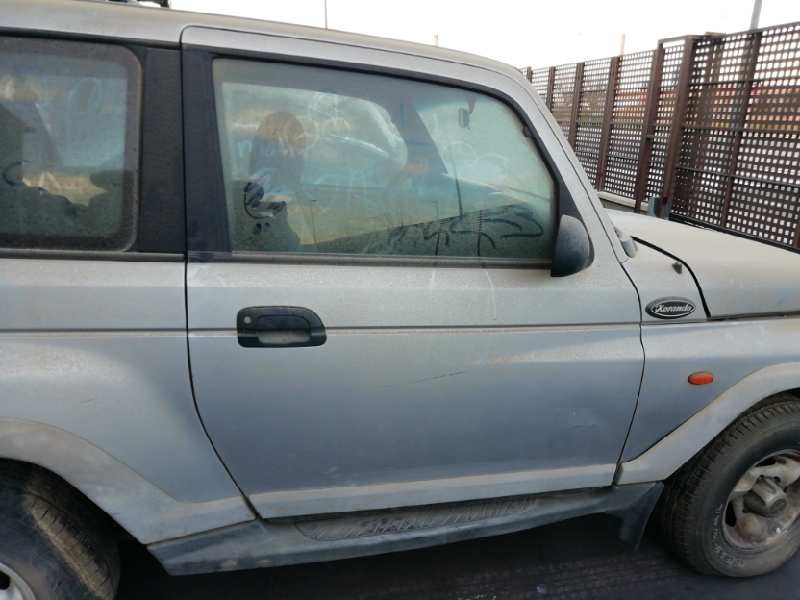 Recambio de puerta delantera derecha para ssangyong korando 2.3 tdi referencia OEM IAM  1 GOLPE 