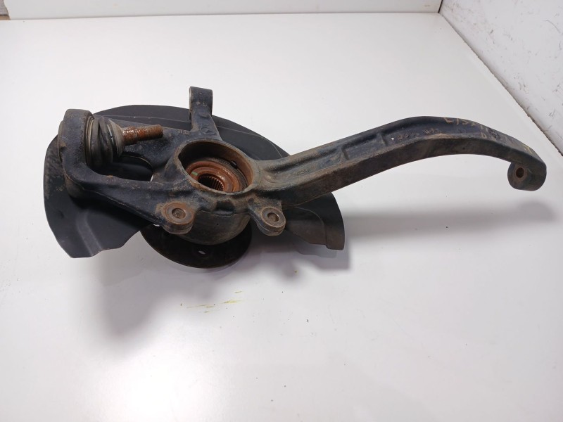 Recambio de mangueta delantera derecha para mercedes-benz clase m (w164) 420 / 450 cdi (164.128) referencia OEM IAM 06004101  