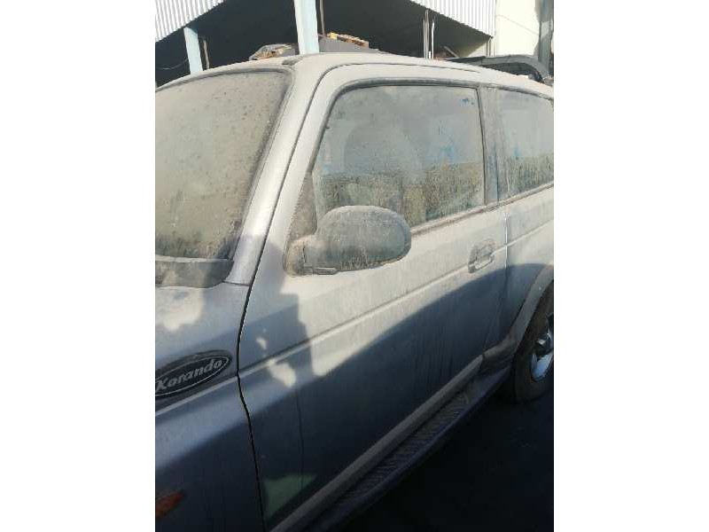 Recambio de puerta delantera izquierda para ssangyong korando 2.3 tdi referencia OEM IAM   