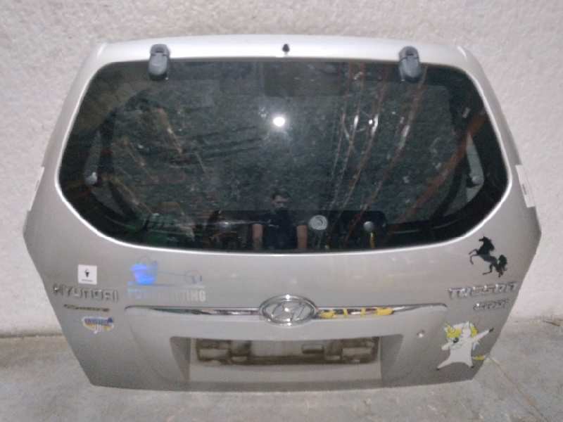 Recambio de porton trasero para hyundai tucson (jm) 2.0 crdi comfort (4wd) referencia OEM IAM  PLATA 