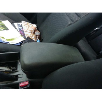 Recambio de apoyabrazos central para toyota avensis berlina (t25) 1.8 sol sedán (4-ptas.) referencia OEM IAM   