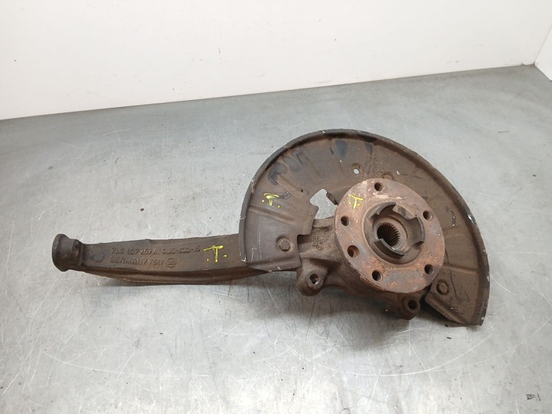 Recambio de mangueta delantera izquierda para porsche cayenne (9pa) 3.2 referencia OEM IAM 7LC407257A  