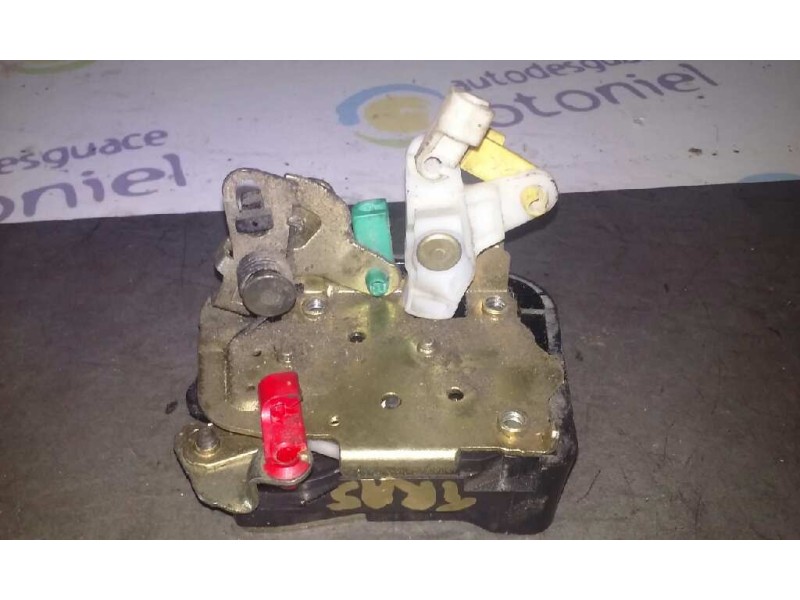 Recambio de cerradura puerta trasera izquierda para chrysler pt cruiser (pt) 2.0 classic referencia OEM IAM   