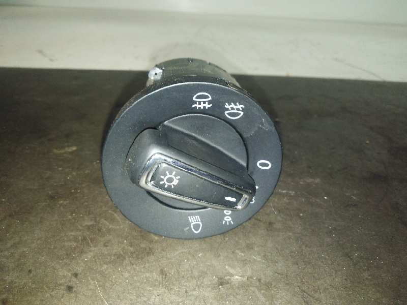 Recambio de mando luces para seat leon st (5f8) reference advanced referencia OEM IAM 5G0941431AF  SALPICADERO