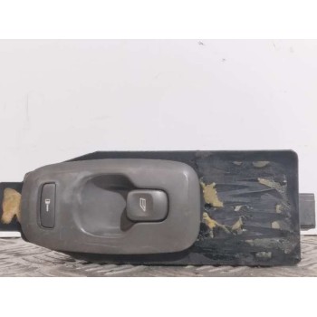 MANDO ELEVALUNAS DELANTERO DERECHO 8651328 