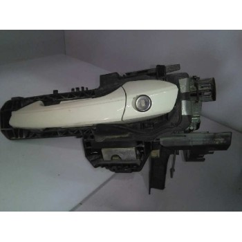 MANETA EXTERIOR DELANTERA IZQUIERDA A2047602300 BLANCO 