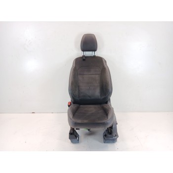 ASIENTO DELANTERO IZQUIERDO 