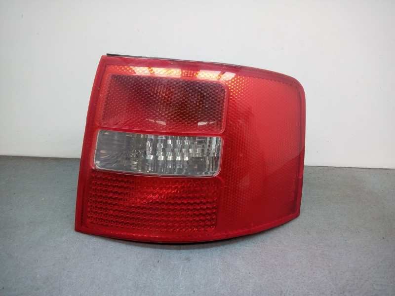 Recambio de piloto trasero derecho para audi a6 avant (4b5) 2.5 tdi referencia OEM IAM 4B9945096F RAJAS 