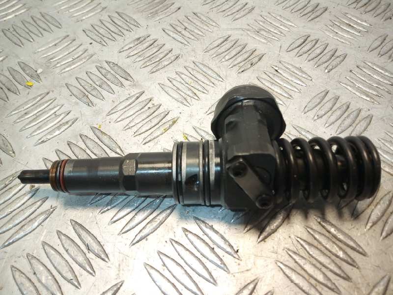 Recambio de inyector para seat ibiza (6j5) 1.4 tdi referencia OEM IAM 038130073BP 0414721314 