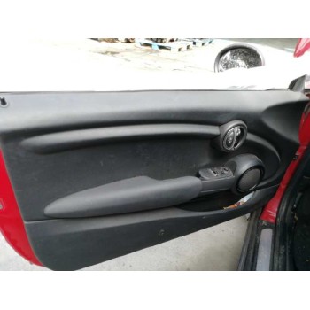 GUARNECIDO PUERTA DELANTERA IZQUIERDA 