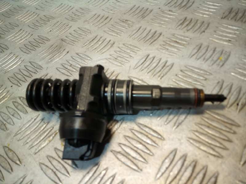 Recambio de inyector para seat ibiza (6j5) 1.4 tdi referencia OEM IAM 038130073BP 0414721314 