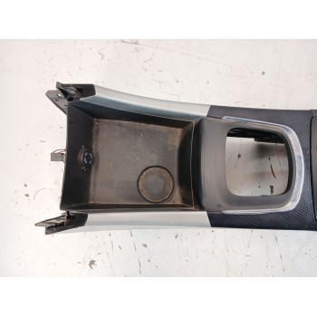 Recambio de apoyabrazos central para ssangyong korando limited 4x2 referencia OEM IAM   