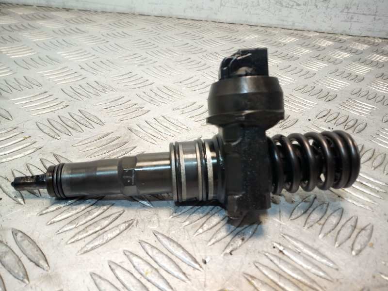 Recambio de inyector para seat ibiza (6j5) 1.4 tdi referencia OEM IAM 038130073BP 0414721314 