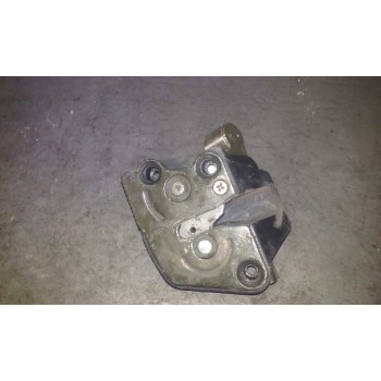 Recambio de cerradura puerta trasera derecha para kia carnival ii 2.9 cdri ex referencia OEM IAM   LATERAL