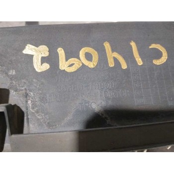 Recambio de rejilla delantera para kia carens (un) active referencia OEM IAM 8638010000  