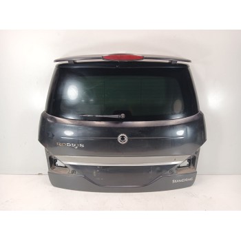 Recambio de porton trasero para ssangyong rodius i 2.7 xdi referencia OEM IAM 6401121101  
