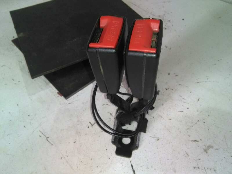 Recambio de enganche cinturon para citroën c5 berlina business referencia OEM IAM  TRA IZ DOBLE CON AVISADOR